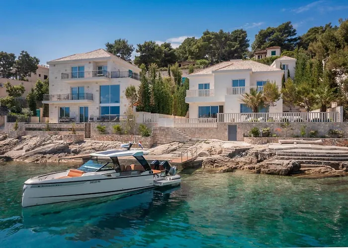 Villa Luxury Seafront White Sparkle Brac With Heated Pool Sumartin