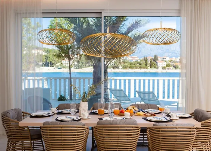 Luxury Seafront White Sparkle Brac With Heated Pool