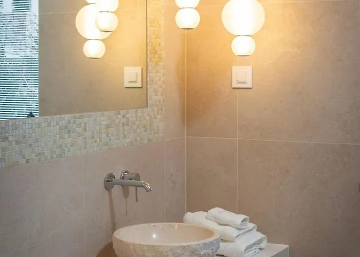 Luxury Seafront White Sparkle Brac With Heated Pool Sumartin