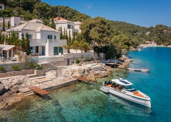 Villa Luxury Seafront White Sparkle Brac With Pool