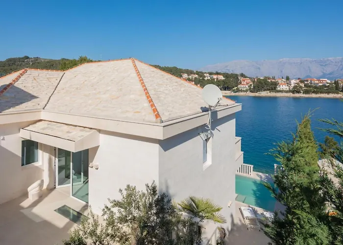 Luxury Seafront White Sparkle Brac With Pool * Sumartin