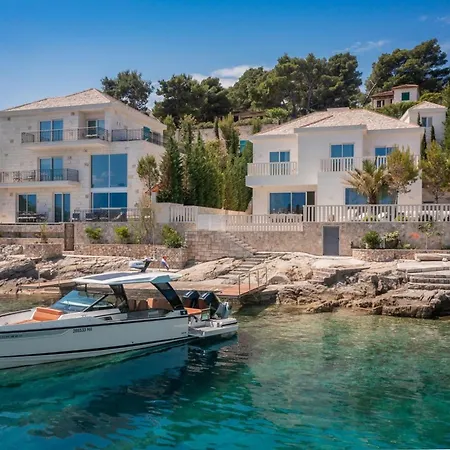 Villa Luxury Seafront White Sparkle Brac With Heated Pool Sumartin