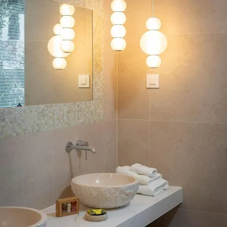 Luxury Seafront White Sparkle Brac With Heated Pool Sumartin