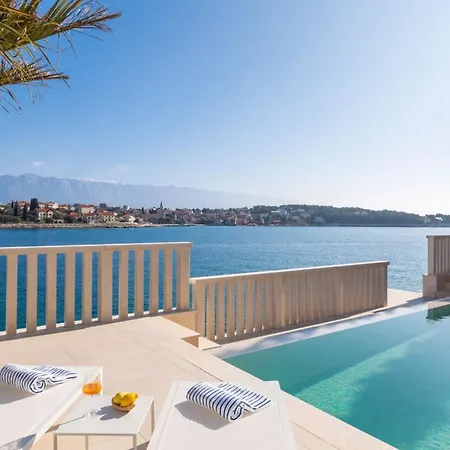 Luxury Seafront White Sparkle Brac With Heated Pool Villa Sumartin